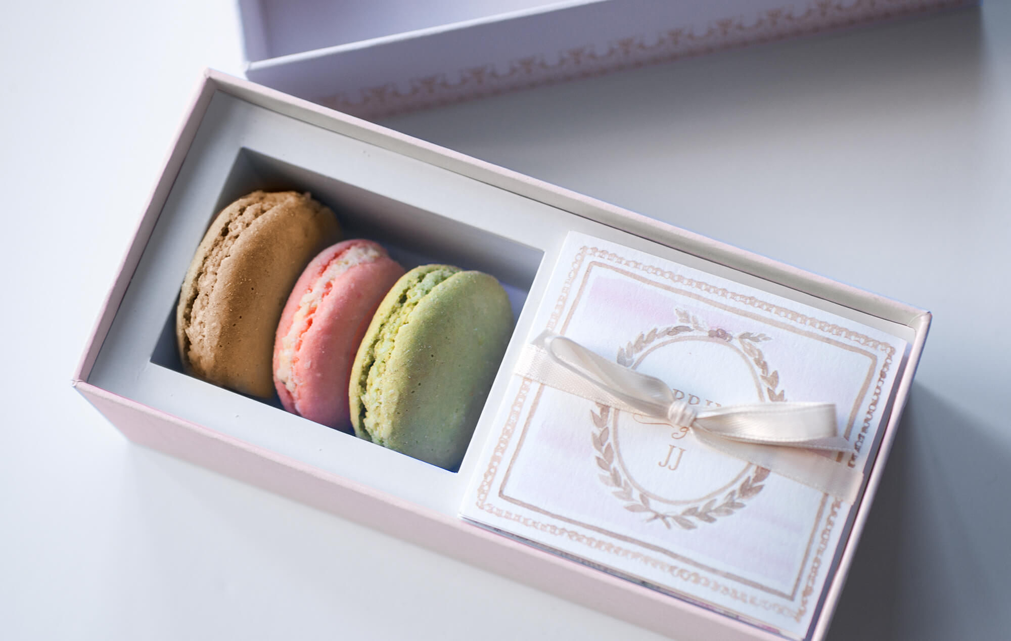 Save the Date macaron box