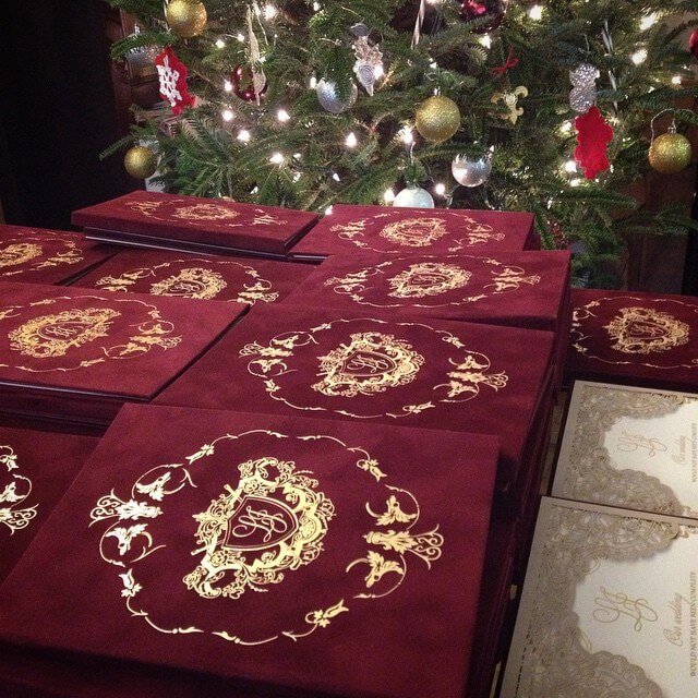 Thank You folders for an opulent thank you card